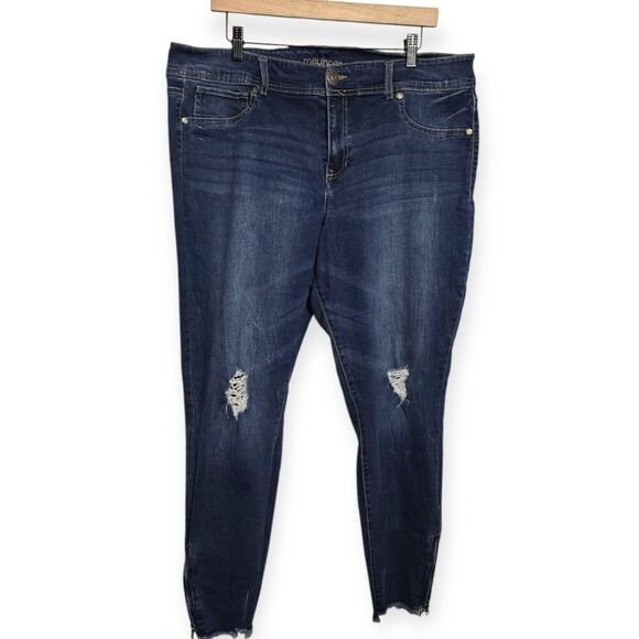 Maurice's Women's Size 20 Skinny Ankle Jeans Raw Hem With Zipper Distressed Crop - Picture 1 of 5